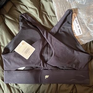 Fabletics sports bra
